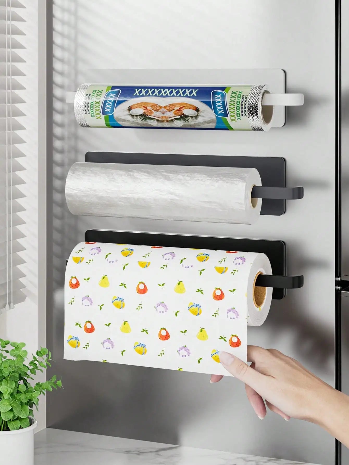 1pc Kitchen Paper Towel Holder, Wall-Mounted Or Self-Adhesive Installation under shelf, With Cling Film Dispenser & Storage Rack, Space-Saving, Stylish Paper Towel Rack, Durable Bracket, Suitable For RV Kitchen And Bathroom